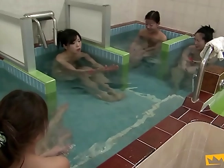 Japanese Babe Shower Fingers: A Pervert's Fantasy Come True