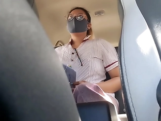 Japanese Teacher Offering Free Pampering for Students (with Videos)