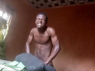 WATCH: Enchantress Luscious Sucks Big Black Cock to Cum Fountain!