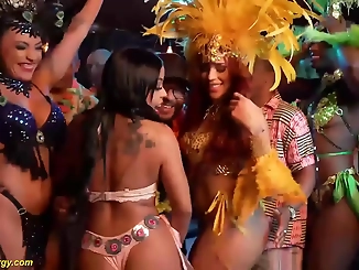 Brazilian BBW's Luscious Dual Penetration Party