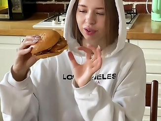 Juicy California girl satisfies her hunger with a mouth-watering burger and hot cream!