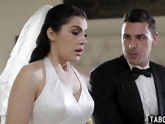 Italian Goddess Valentina Nappi's Wedding Day Butt Plugging: A Must-See!