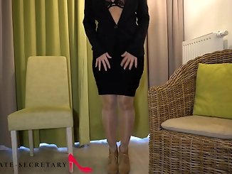 Japanese Office Intrigue: Secretary Seduces Boss in Hotel Room sex!
