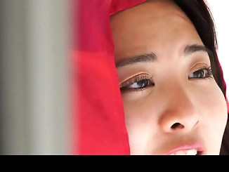 Japanese Enchantress Cooks MILF Cuckold Stew with Big Bad Wolf on Halloween