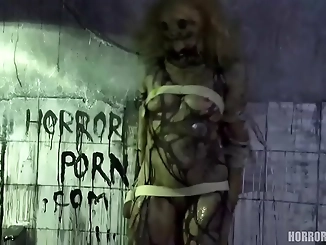 Witness the Alluring Enchantress of the Spider World in Full Horror Porn Mode!